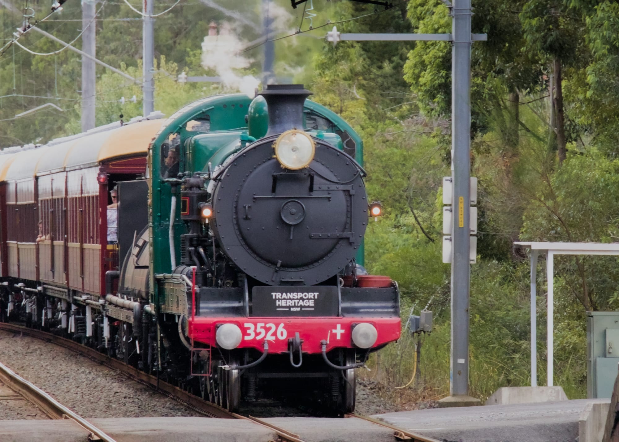 Closer front view of 3526 taken just before the feature image